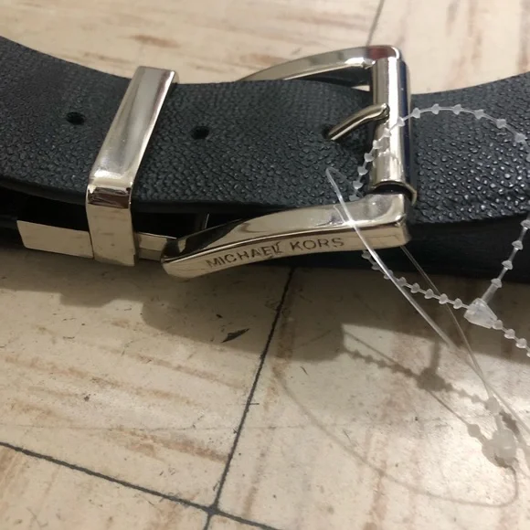 Michael Kors BLACK Logo  Belt, US Medium - Picture 3 of 7